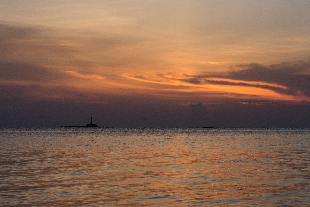 Orange sunset over the Gulf of Thailand seen from Koh Phangan's west coast